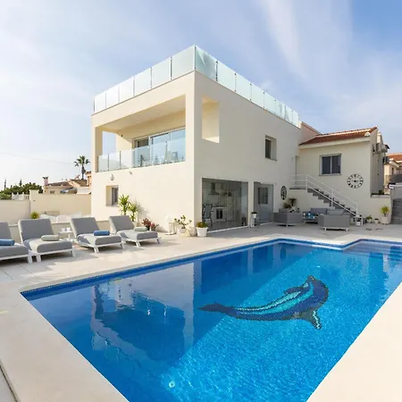 Casa Karlsen *