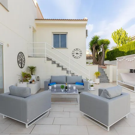 Casa Karlsen * سيوداد كيسادا